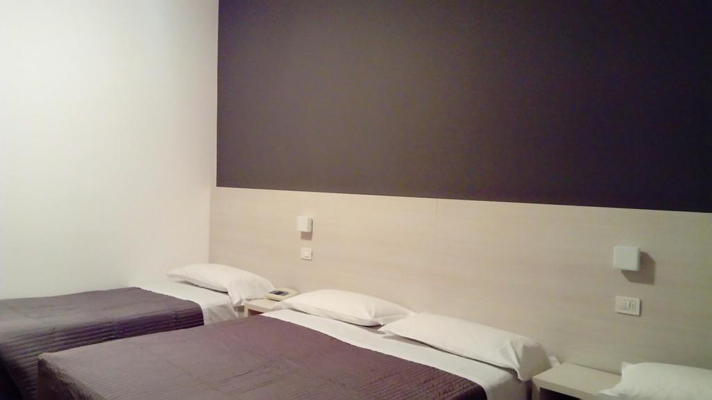 צ'זנה Hotel Savio מראה חיצוני תמונה