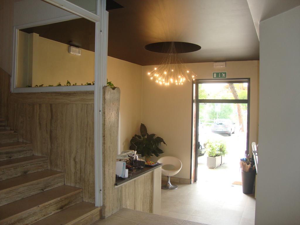 צ'זנה Hotel Savio מראה חיצוני תמונה